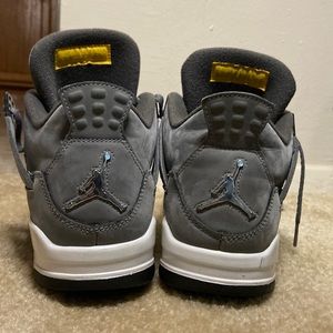 Jordan 4 Retro Cool Grey (2019)